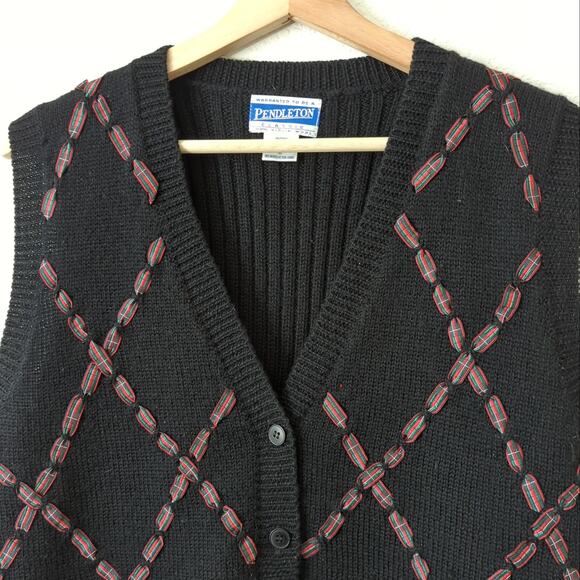 Vintage Pendleton Cardigan Sweater Vest Black Red Christmas Holiday Medium Wool - Picture 2 of 6